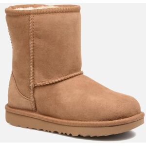 Classic II K par UGG Marron 23 1/2 Enfant - Publicité