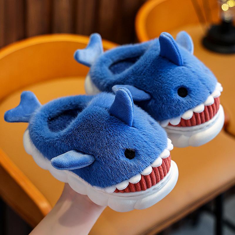 MYGGPP Baby Shoes Children's Cotton Slippers Winter Boys and Girls Cartoon Cute Shark Personality Home Warm Thickened Plush Slippers