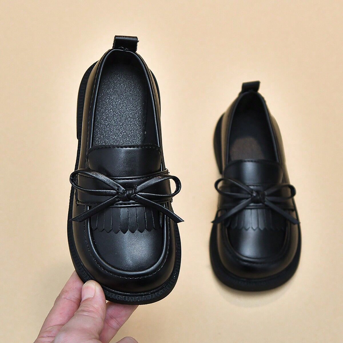 SHEIN Children's Flat Shoes For Girls Dance Shoes Campus New Leather Shoes, British Style Black Flats For Middle And Big Children Black EUR34,EUR35,EUR36,EUR25,EUR26,EUR27,EUR28,EUR29,EUR30,EUR31,EUR32,EUR33