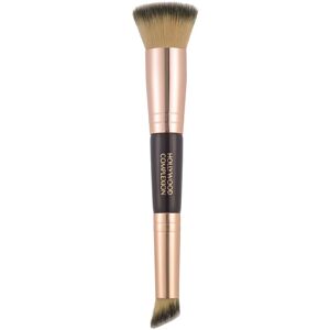 Charlotte Tilbury Hollywood Complexion Brush - Unisex