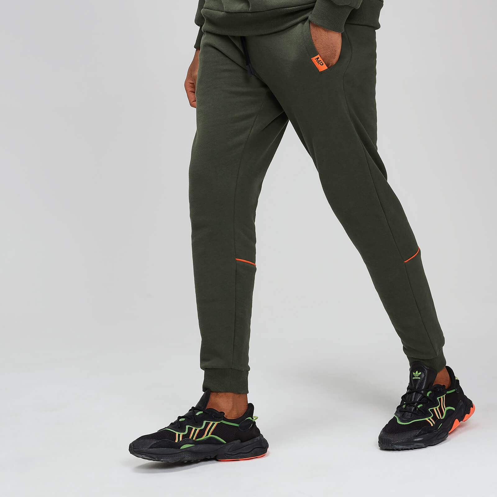 Myprotein Rest Day Piped Joggers - Army Green - XS