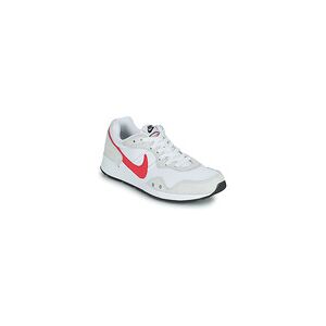 Baskets basses Nike VENTURE RUNNER Blanc 35 1/2 femmes - Publicité