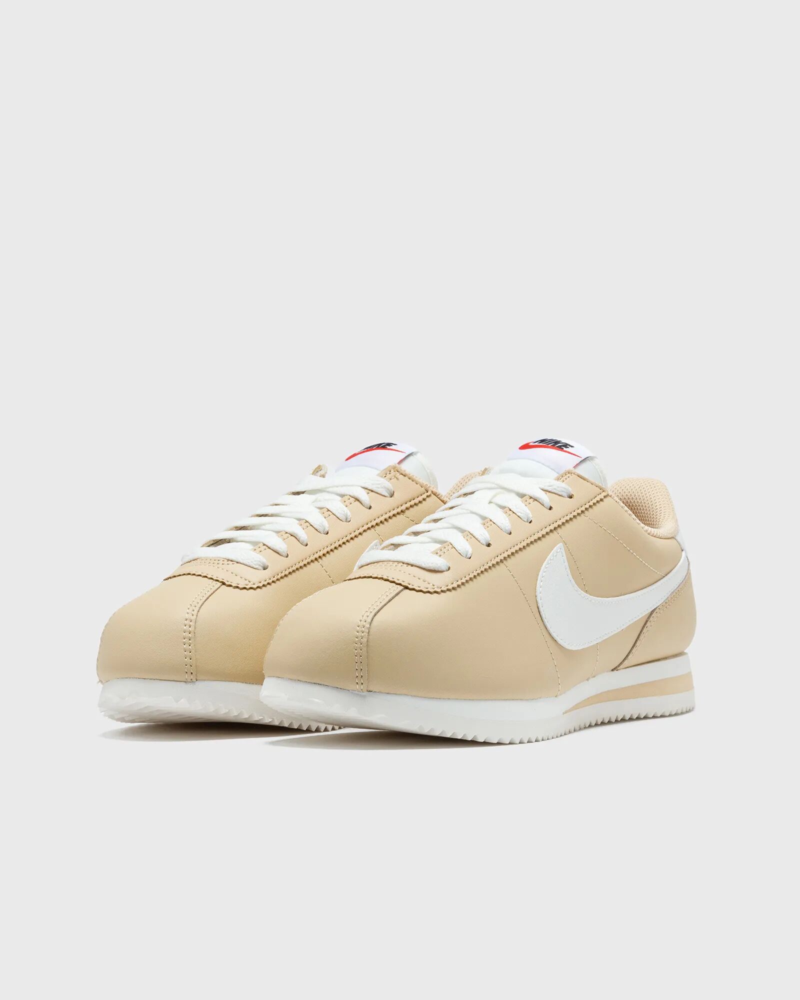 Nike Cortez Women's Shoes women Lowtop beige en taille:39