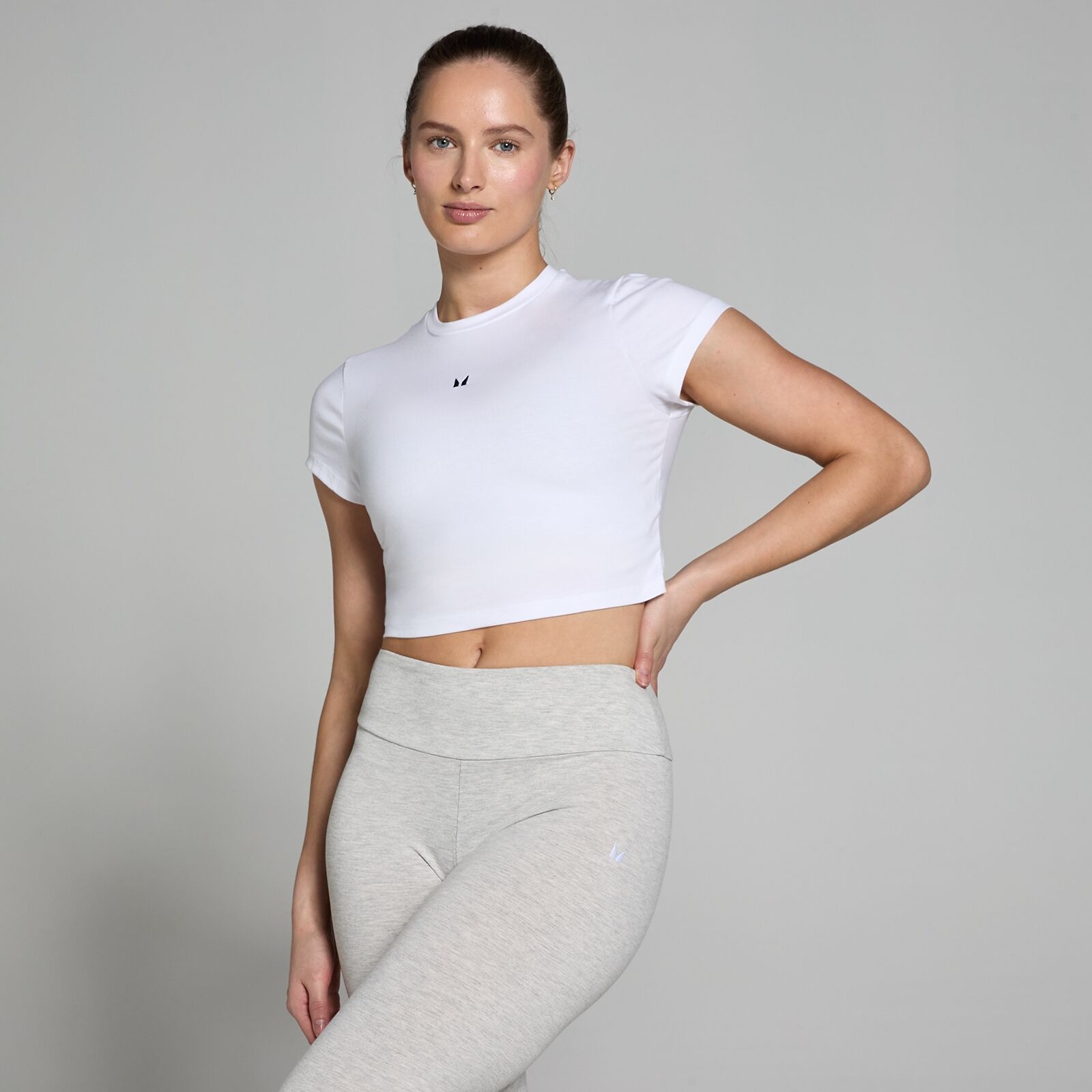 Myprotein FR T-shirt court moulant à manches courtes MP Basics pour femmes – Blanc - XXS