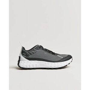 Norda 001 Running Sneakers Black/White men EU46 Sort