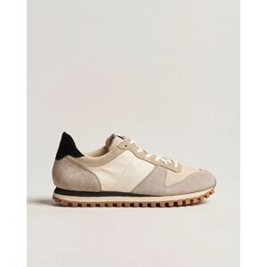 Novesta Marathon Trail Running Sneaker Beige