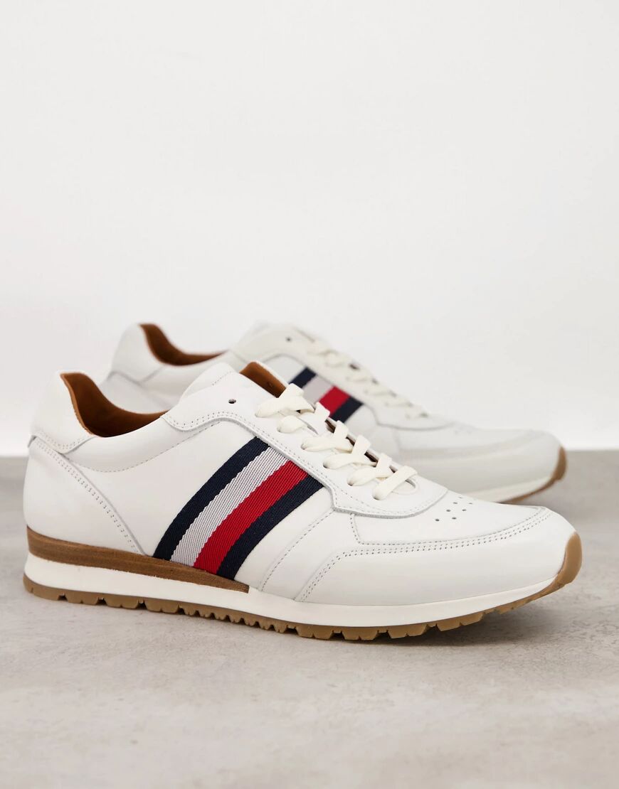 Tommy Hilfiger luxury corporate runner trainers in white leather  White