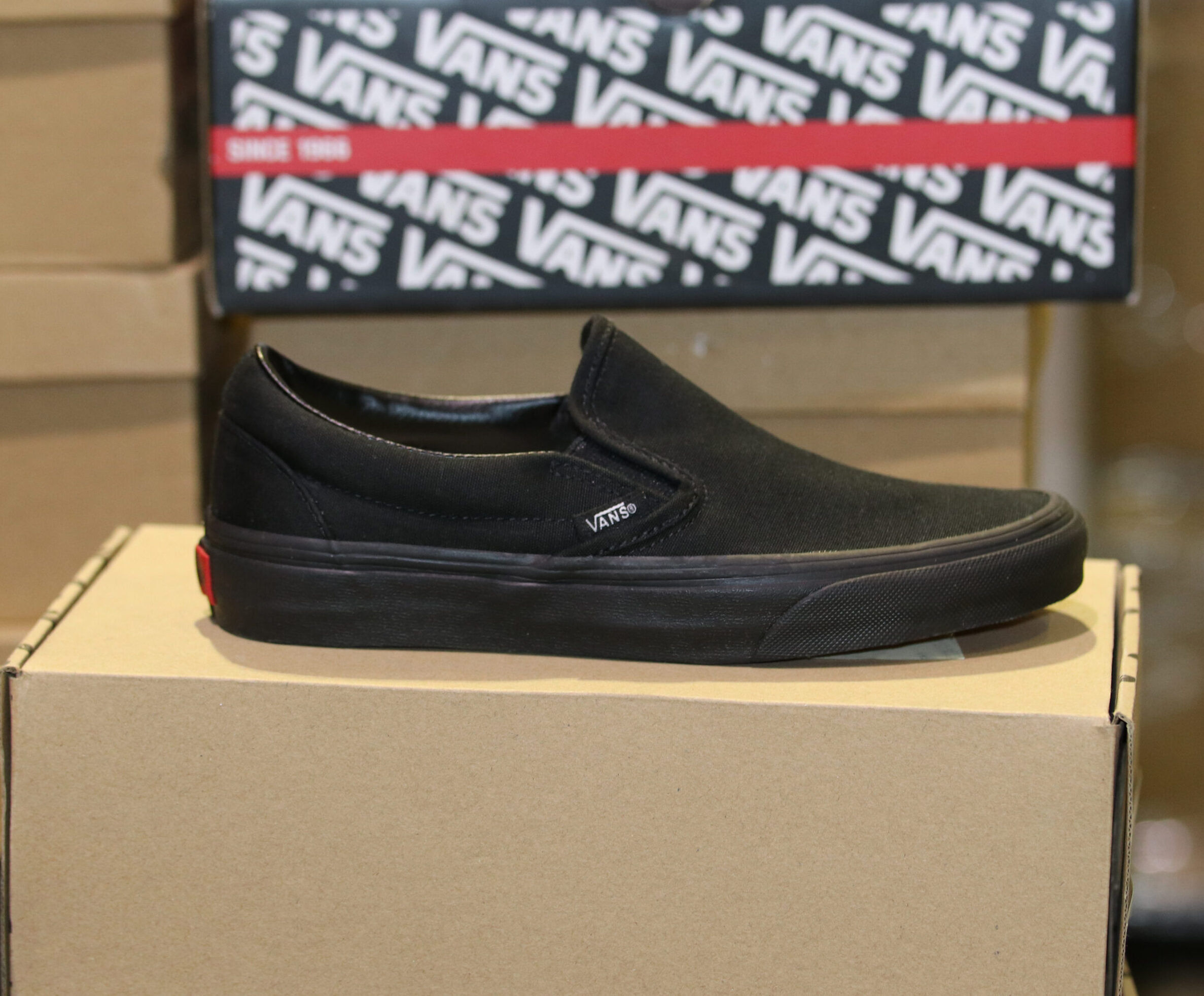 Vans - Classic Slip-on Black/black 40