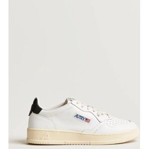 Autry Medalist Low Sneaker White/Black