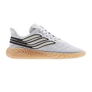 Adidas Originals SOBAKOV - Zapatillas greone/cblack/gum3