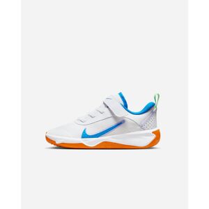 Chaussures Nike Omni Multi-Court pour Enfant Couleur : White/Photo Blue-Vapor Green Taille : 35 EU   3Y US