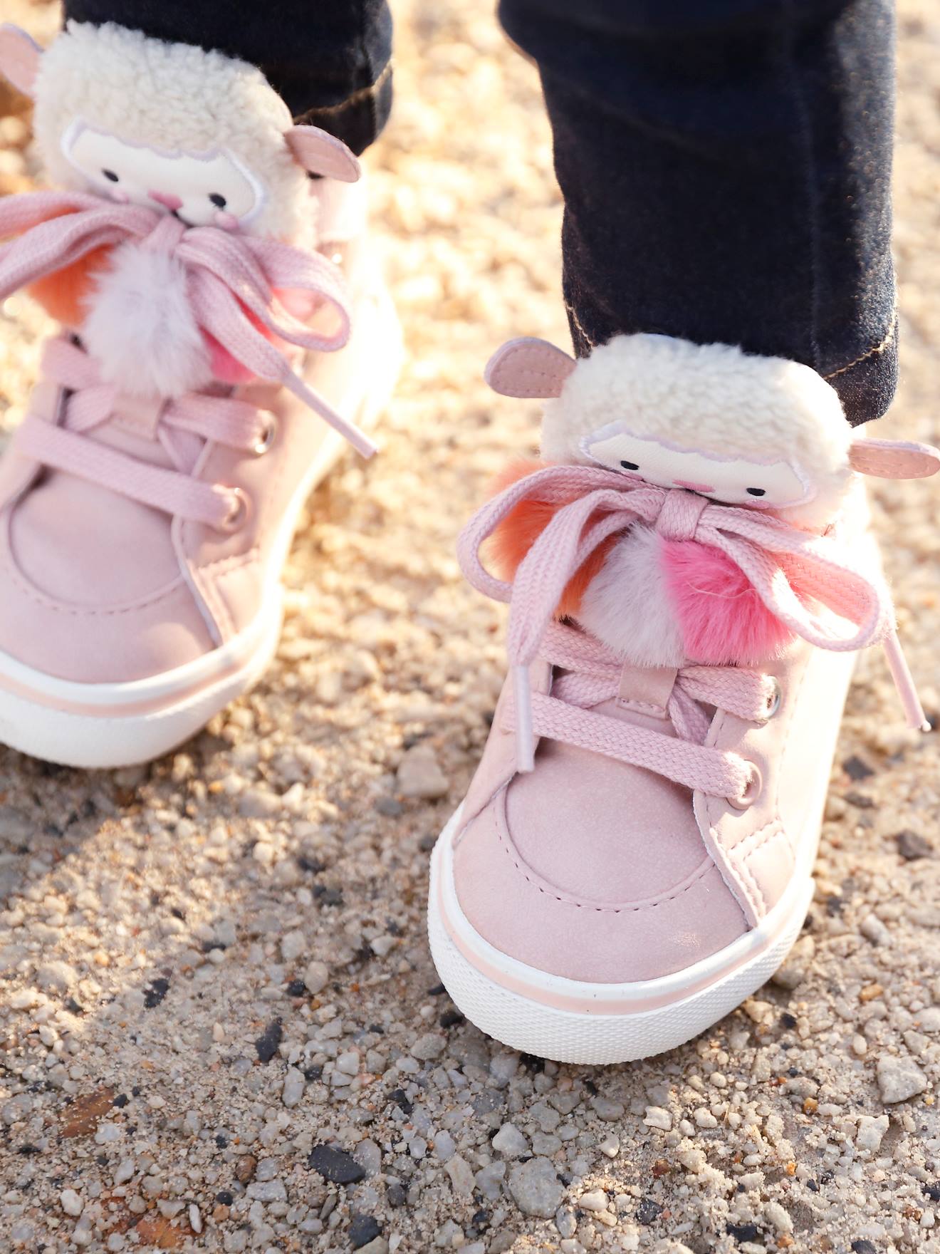 VERTBAUDET Zapatillas de caña alta para bebé niña con 3 pompones rosa claro liso