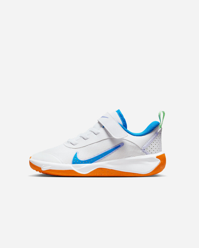 Chaussures Nike Omni Multi-Court pour Enfant Couleur : White/Photo Blue-Vapor Green Taille : 32 EU   1Y US