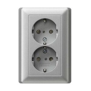 Gira Doppelsteckdose E2, aluminium, 078326