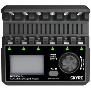 Chargeur analyseur de batteries SKYRC NC2500 Pro DC 12V 3A pour piles AA/AAA NiMH/NiCD multifonction