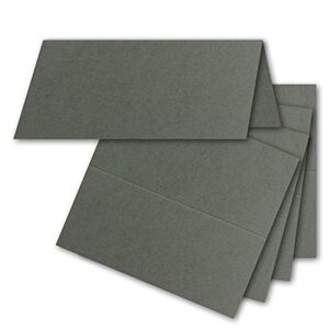 FarbenFroh by GUSTAV NEUSER Lot de 50 cartons de table en anthracite (mat) – 4,5 x 10 cm – 240 g/m² – Cartes doubles vierges avec support stable – Idéal comme marque-place et cartes nominatives - Publicité