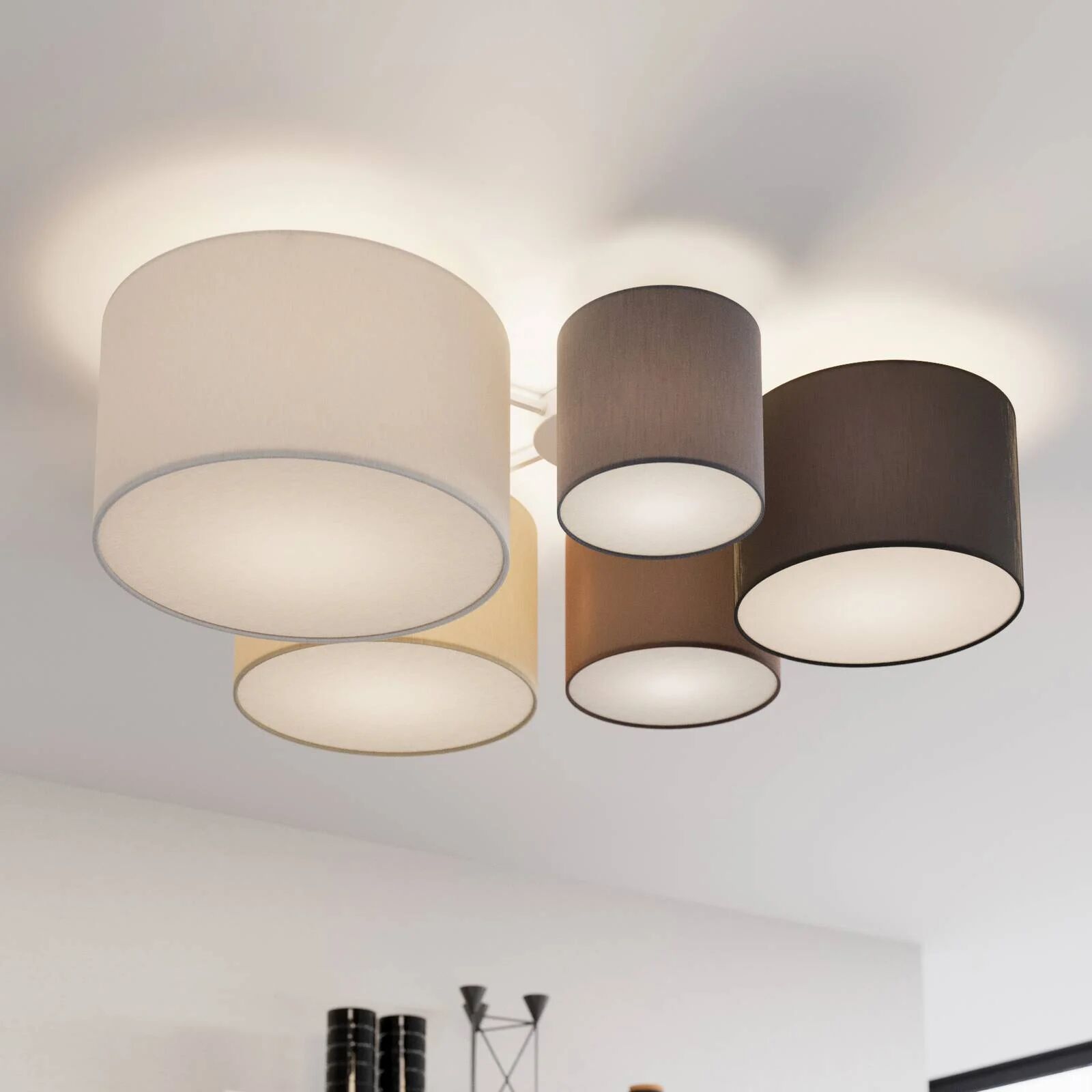 Lindby Laurenz taklampe, 5 lys 90cm brun-beige