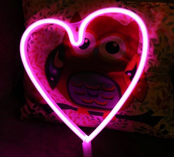 Groenovatie LED Neon Wandlamp '"Hart", Op Batterijen en USB, 38x30x2cm, Roze