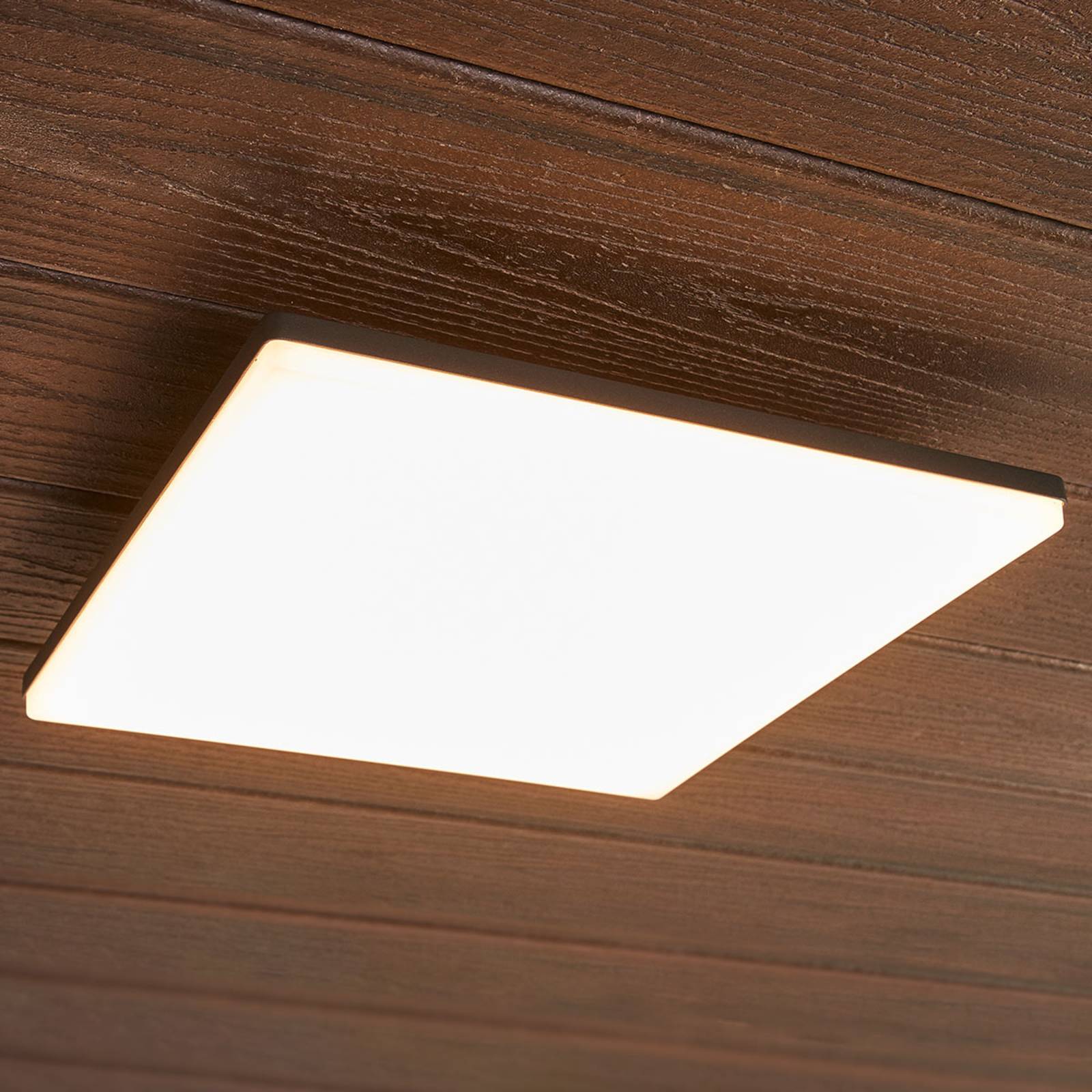 Lucande Henni kvadratisk LED-taklampe for utendørs bruk