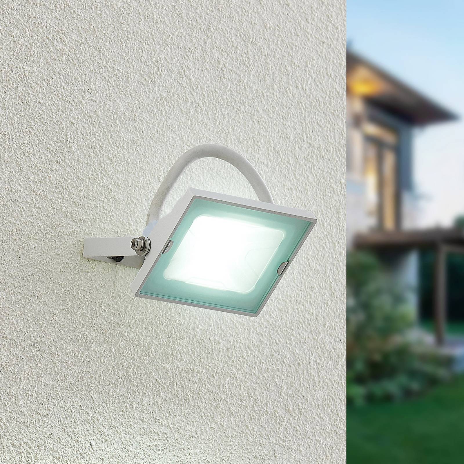 Lindby Aine LED-utespot hvit 7,4 cm