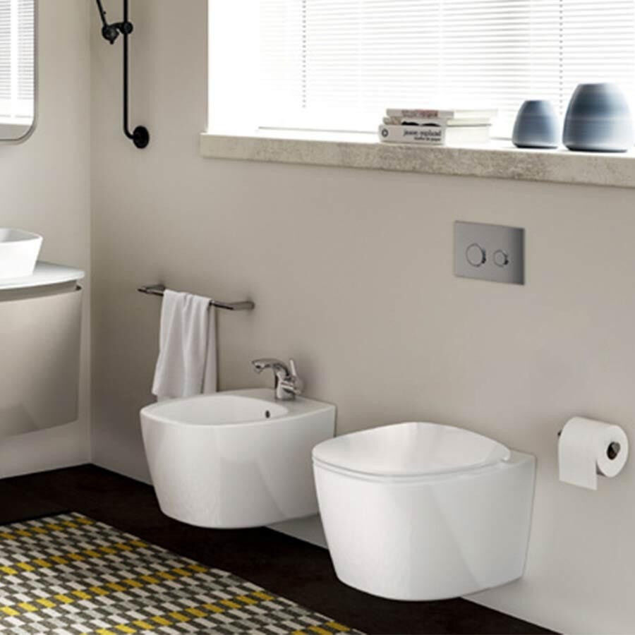 Sanitari sospesi Ideal Standard Dea BIANCO MATT vaso AquaBlade bidet e coprivaso rallentato