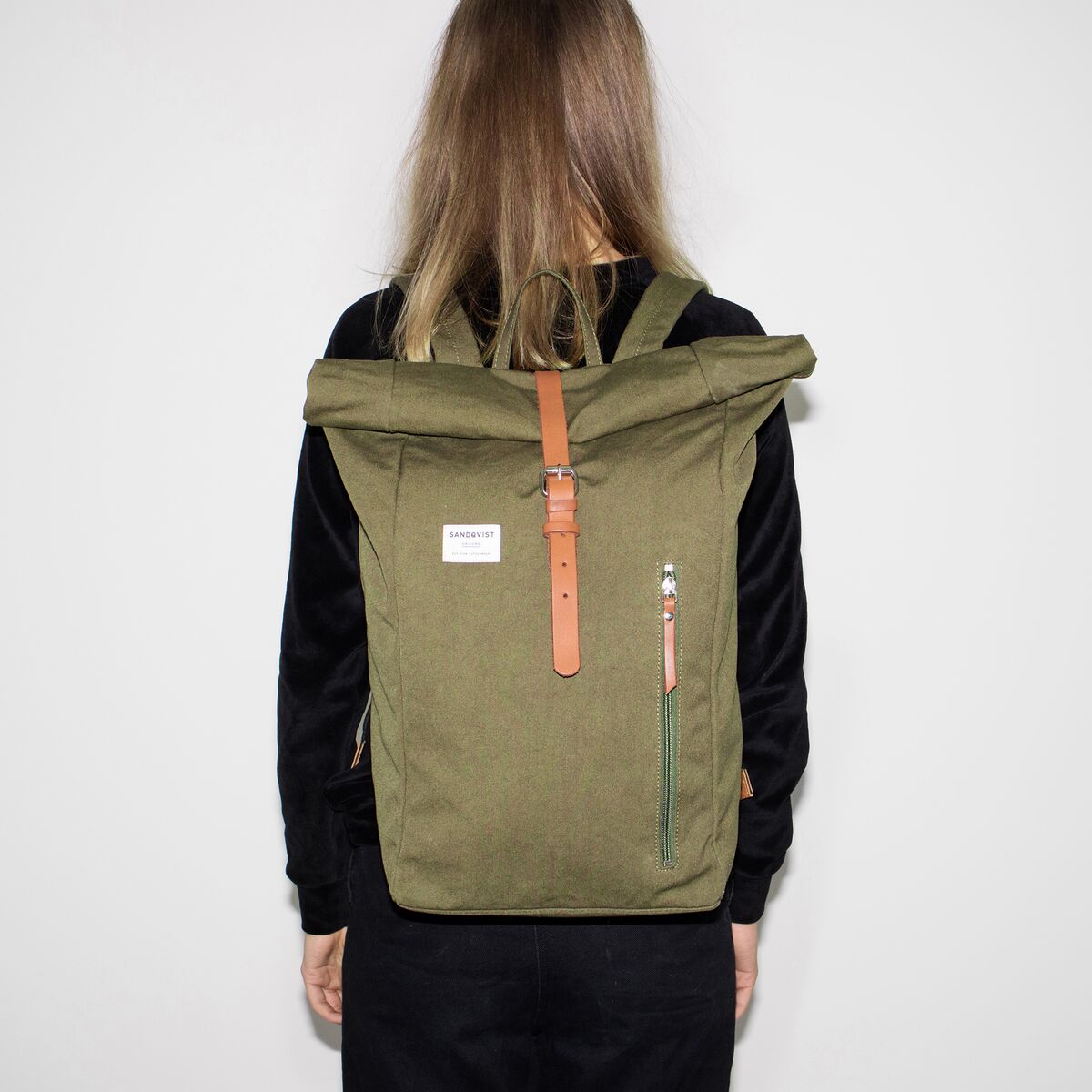 SANDQVIST Rucksack DANTE, 18 Liter, 15"-Laptopfach GRÜN