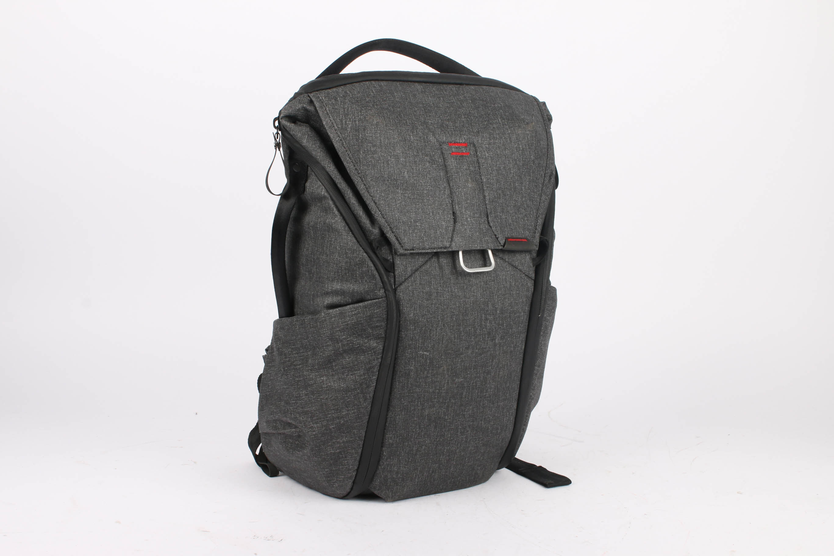 Used Peak Design Everyday Backpack 20L