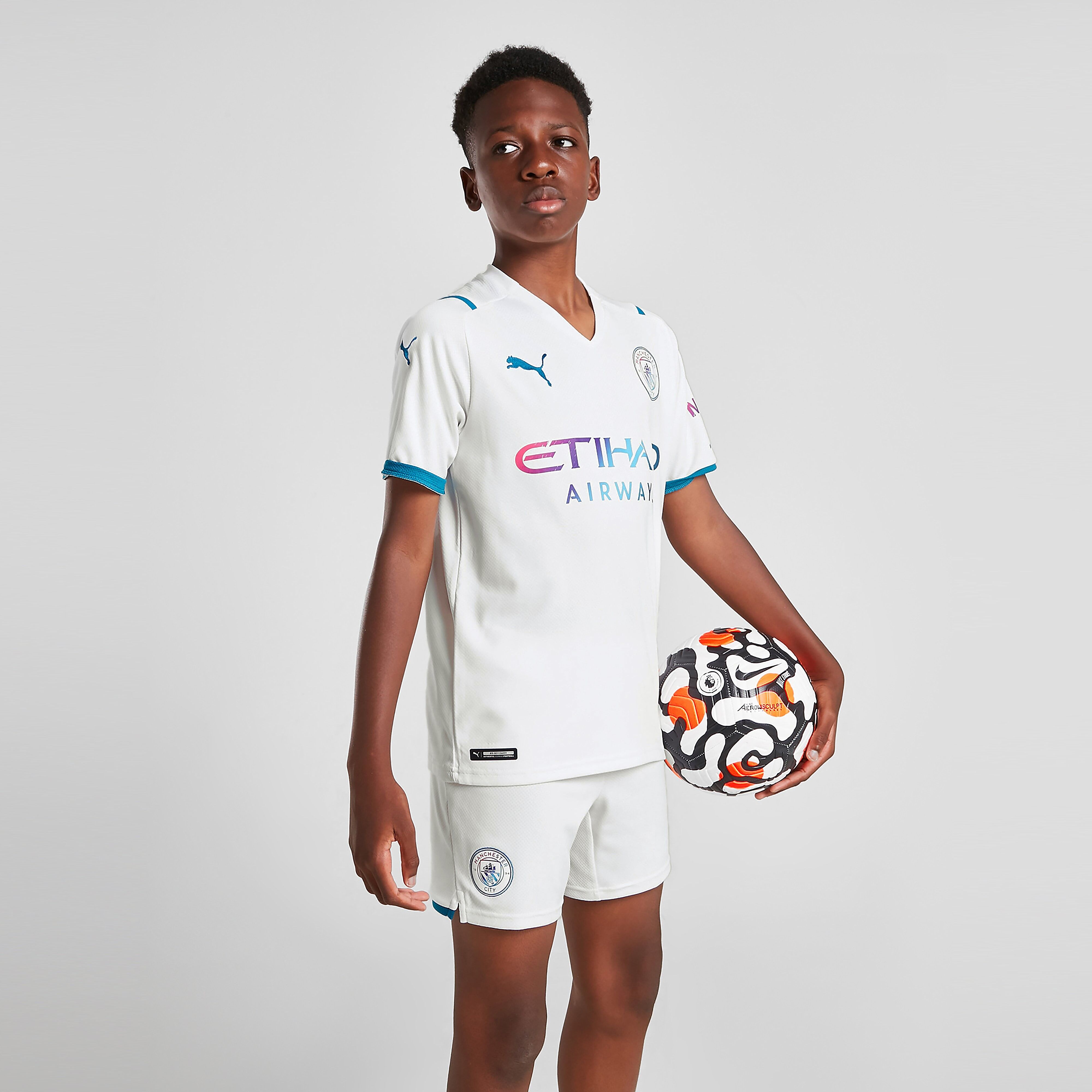 Puma Manchester City FC 2021/22 Away Shorts Junior - White - Kids  size: 5-6Y
