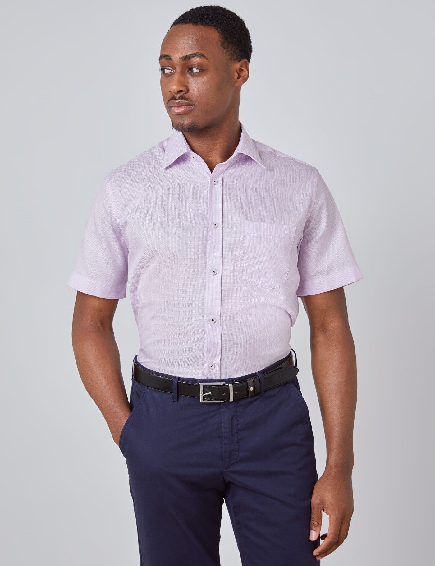 Hawes & Curtis Men's Fabric Interest Short Sleeve Shirt in White/Pink   Small   Hawes & Curtis