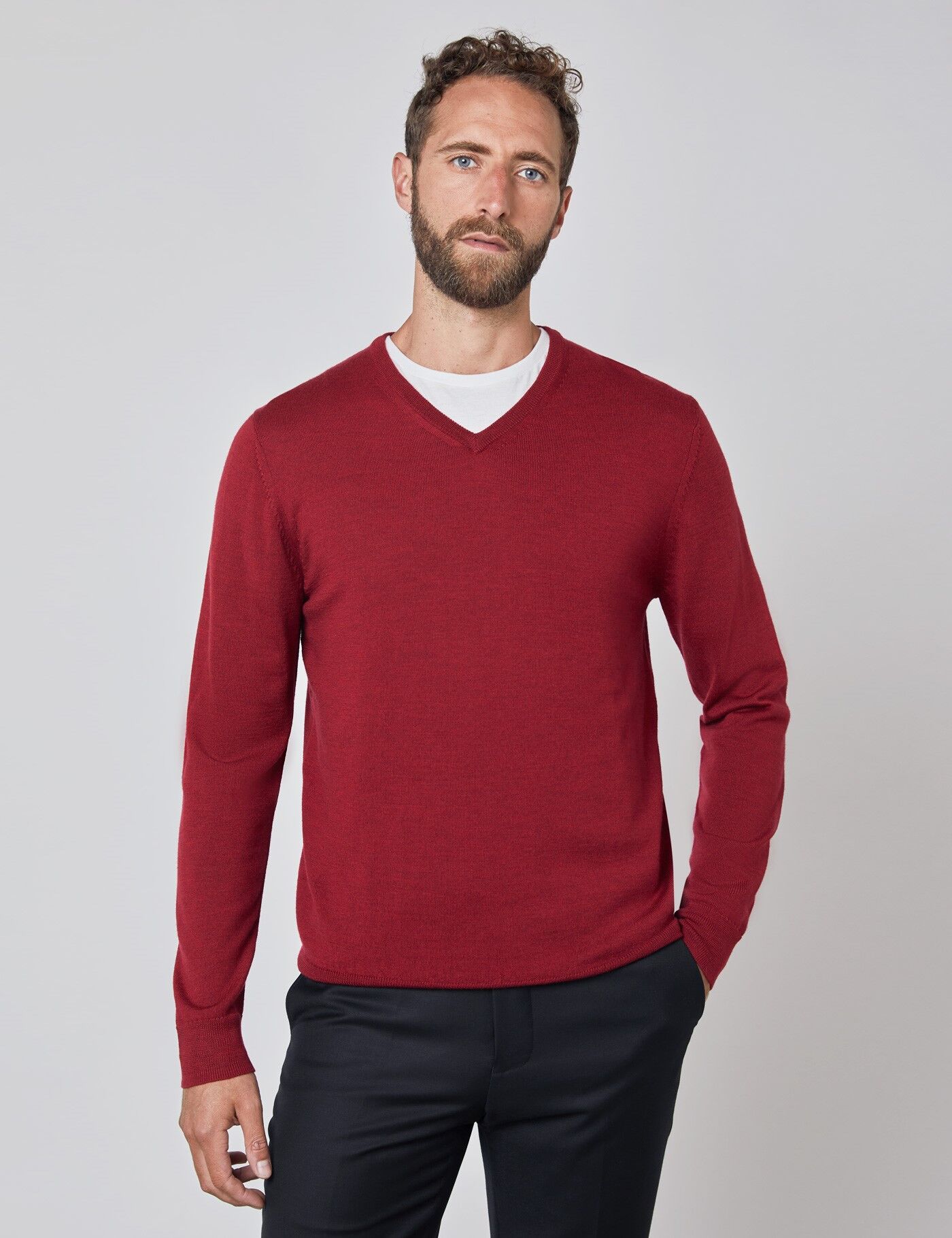 Hawes & Curtis Men's V-Neck Merino Wool Slim Fit Jumper in Cranberry   Large   Hawes & Curtis