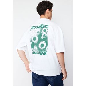 Trendyol Collection Weißes, Übergroßes/weit Geschnittenes T-shirt Mit Blumenmuster Und Rundhalsausschnitt Aus 100 % Baumwolle für Herren - XL