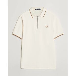 Fred Perry Crépe Half Zip Polo Ecru men M Hvid