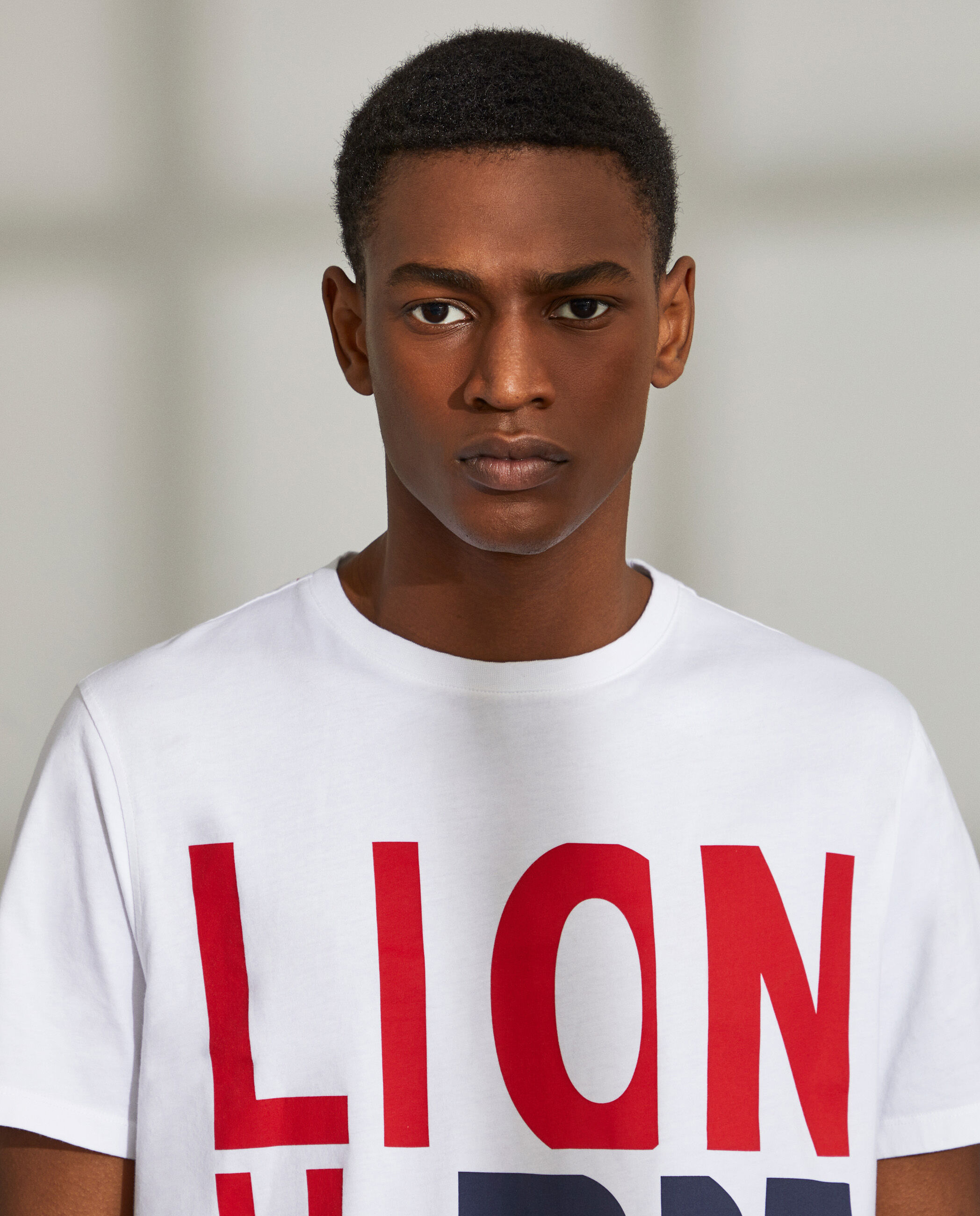 Lion of Porches Camiseta para hombre de cuello redondo y algodón estampado Blanco