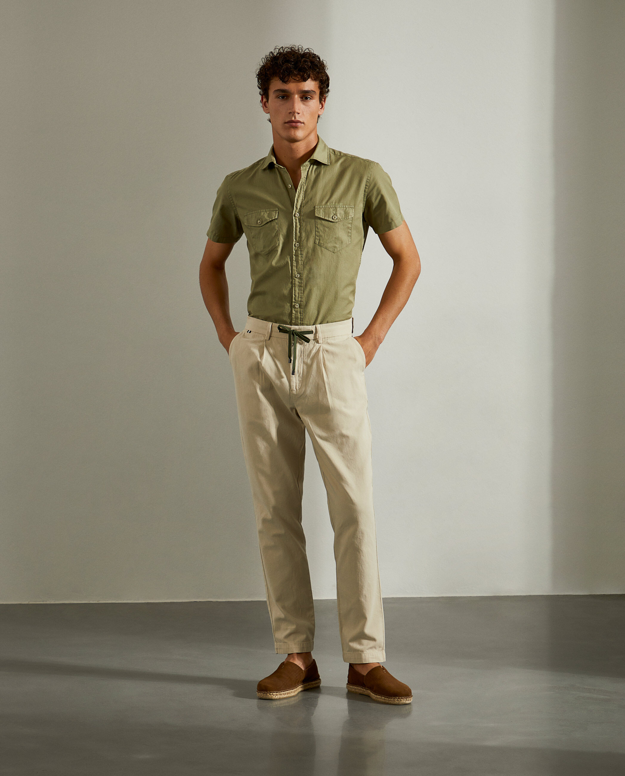 Lion of Porches Pantalón chino regular fit Beige