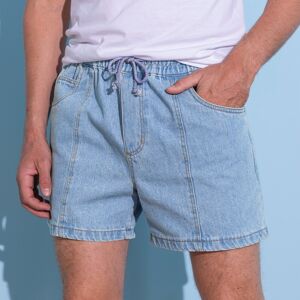 Short denim leger taille elastiquee - BlancheporteDenim leger ideal pour la saison chaude et ceinture elastiquee pour plus de confort, ce short resume a la perfection votre envie de bien-etre... Avec un tee-shirt en coton, vous etes pares pour une belle b