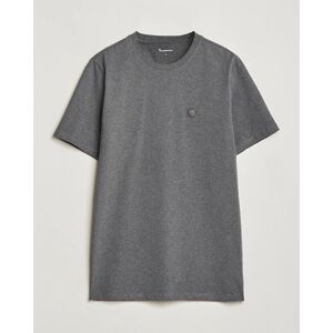 KnowledgeCotton Apparel Loke Badge T-Shirt Dark Grey Melange