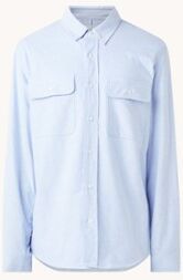 MANGO Ikaria regular fit overshirt met klepzakken - Lichtblauw