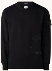 C.P. Company Diagonal sweater met logo en ritszak - Zwart