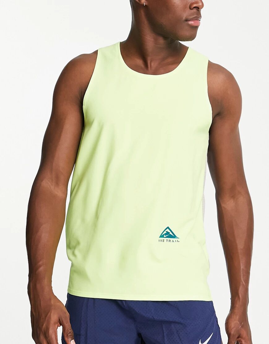 Nike Running Trail Dri-FIT Rise 365 vest in volt-Green  Green