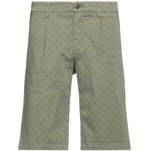 40WEFT Shorts & Bermuda Shorts Man - Military Green - 28