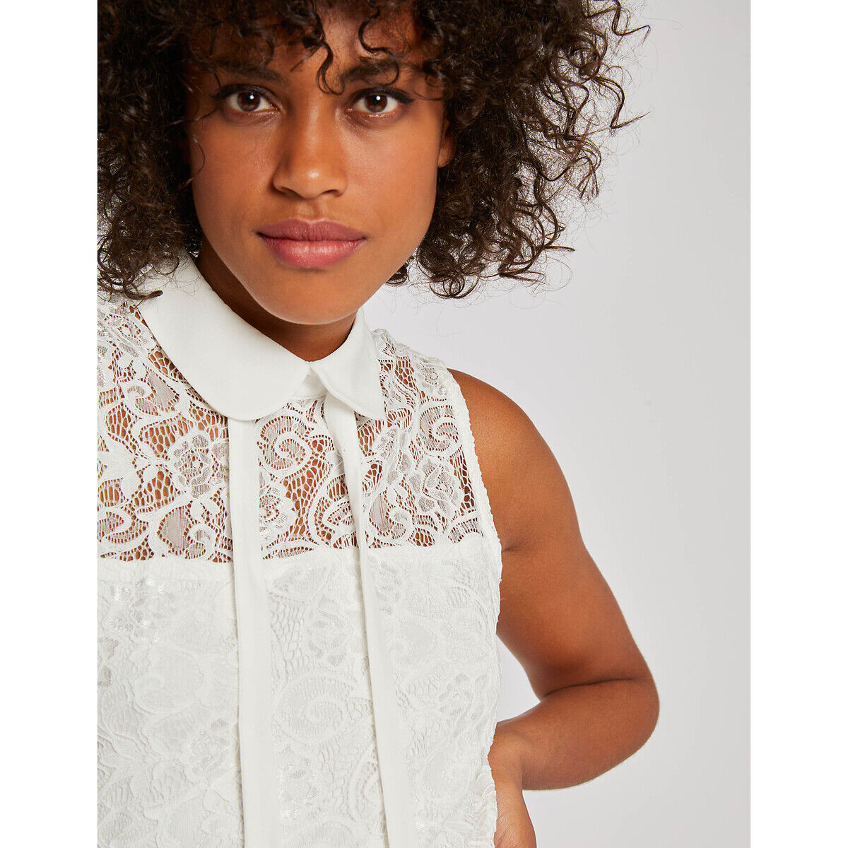 MORGAN Blouse sans manches en dentelle doublée