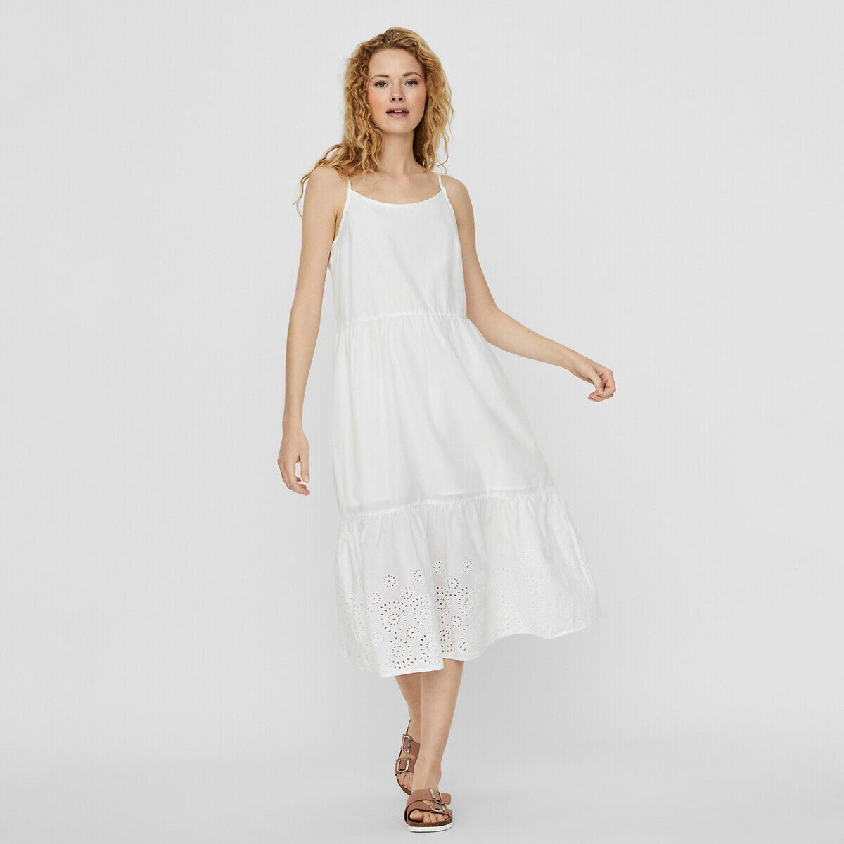 VERO MODA Robe midi à fines bretelles