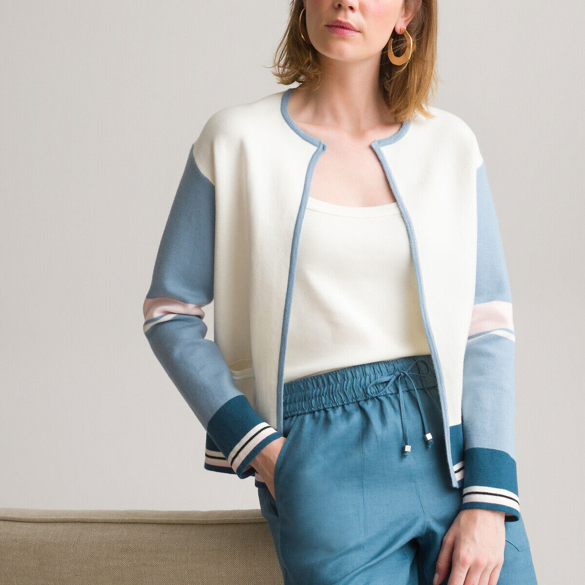 ANNE WEYBURN Cardigan col rond, détail rayures