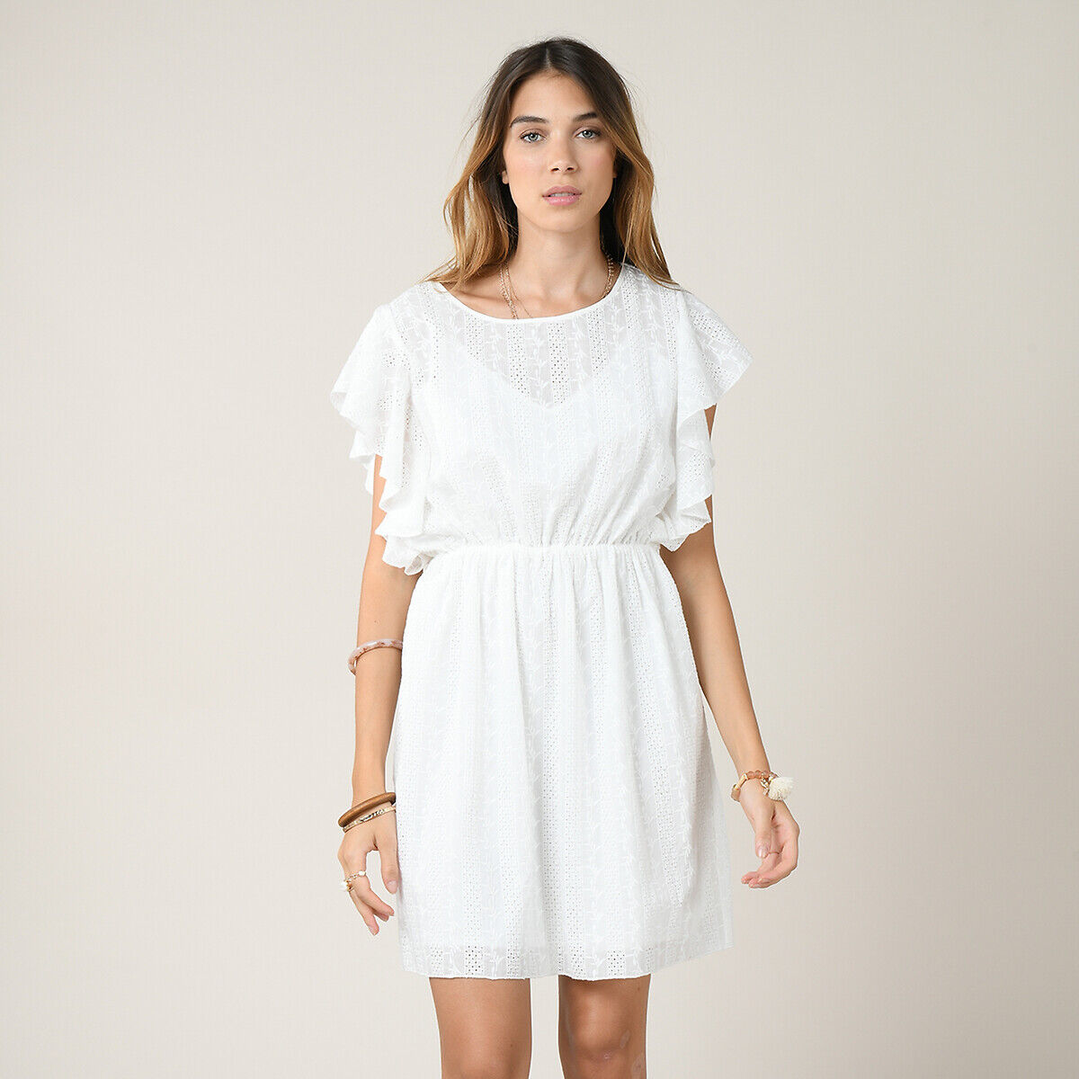 MOLLY BRACKEN Robe courte brodée, manches volants, col rond