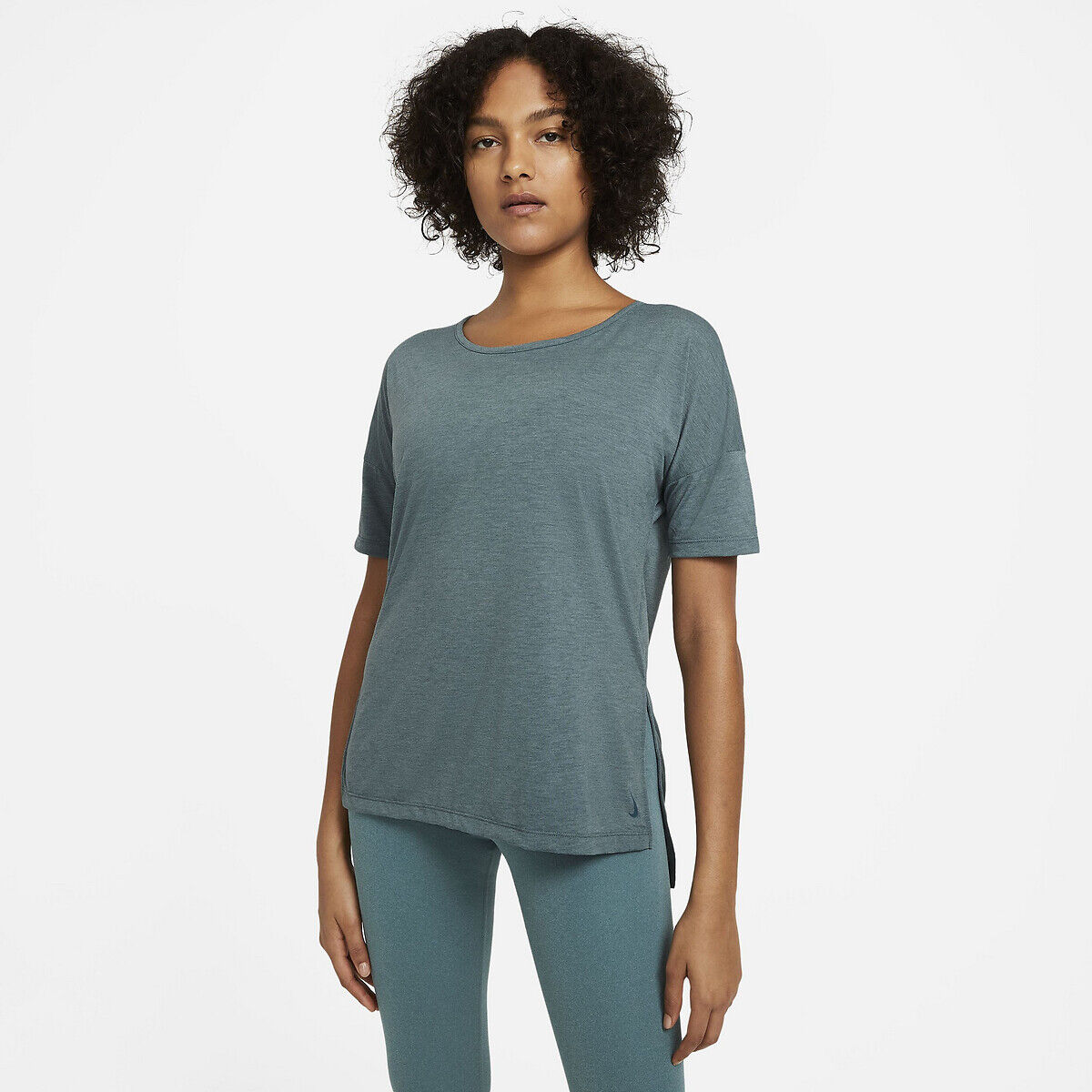 NIKE T-shirt yoga manches courtes, col rond