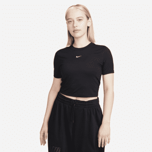 Nike Sportswear EssentialKurz-T-Shirt mit schmaler Passform für Damen - Schwarz - S (EU 36-38)