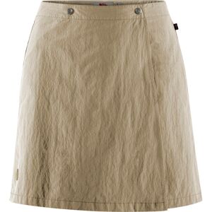 Fjällräven Women's Travellers Mt Skort Light Beige 34, Light Beige