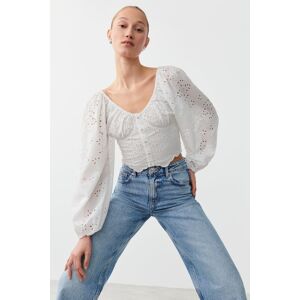 Gina Tricot - Broderie anglaise blouse - korsettitopit - White - L - Female - White - Female