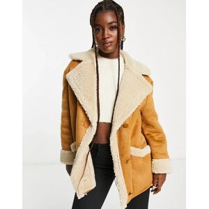 Bershka - Manteau oversize en imitation peau de mouton avec poche - Fauve-Blanc Blanc S female - Publicité