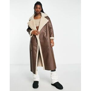 Stradivarius - STR - Manteau aviateur imitation cuir avec doublure contrastante imitation peau de mouton - Marron Marron S female - Publicité